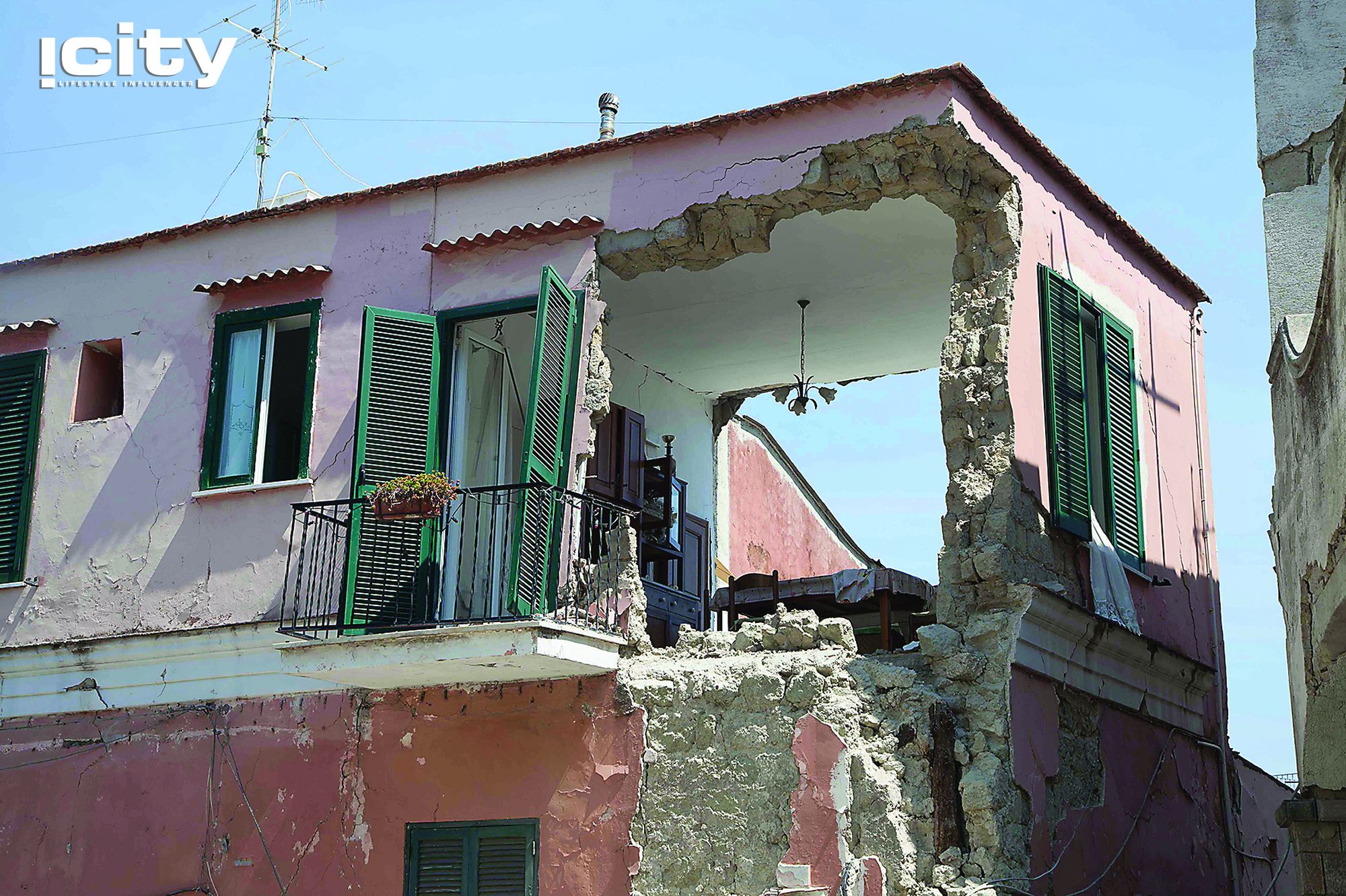 2017.agosto.22 - terremoto - 2017.08.22 - Terremoto Ischia - 5564 - senza titolo - Antonello De Rosa _